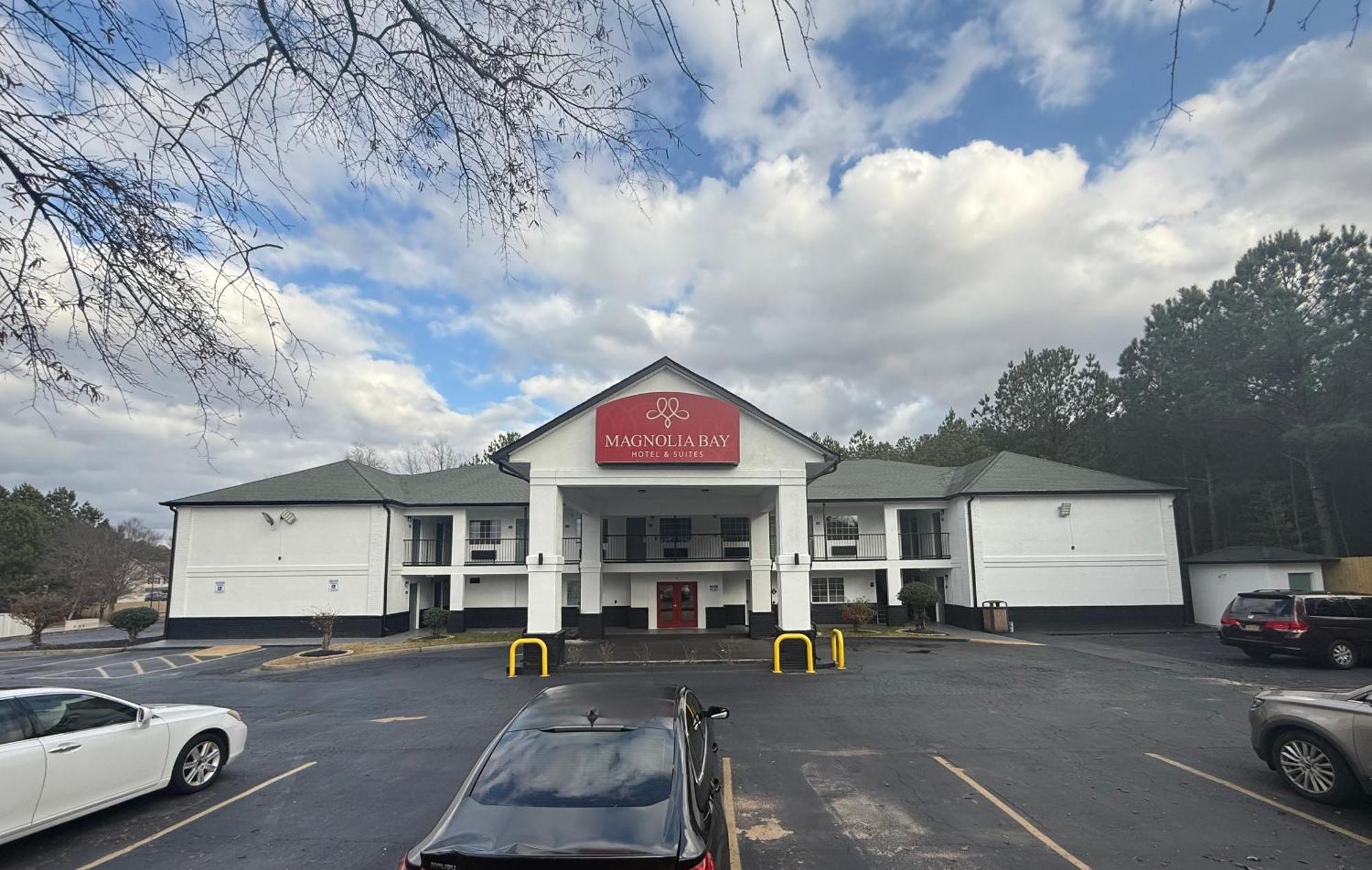 Magnolia Bay Hotel & Suites Jonesboro Eksteriør billede