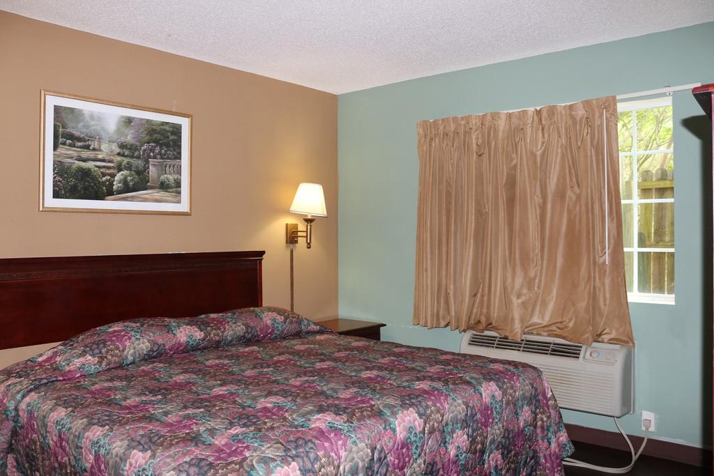 Magnolia Bay Hotel & Suites Jonesboro Eksteriør billede