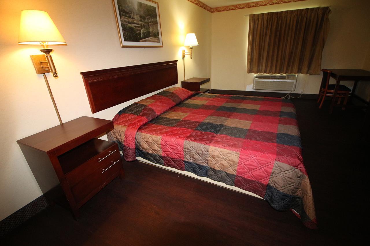 Magnolia Bay Hotel & Suites Jonesboro Eksteriør billede