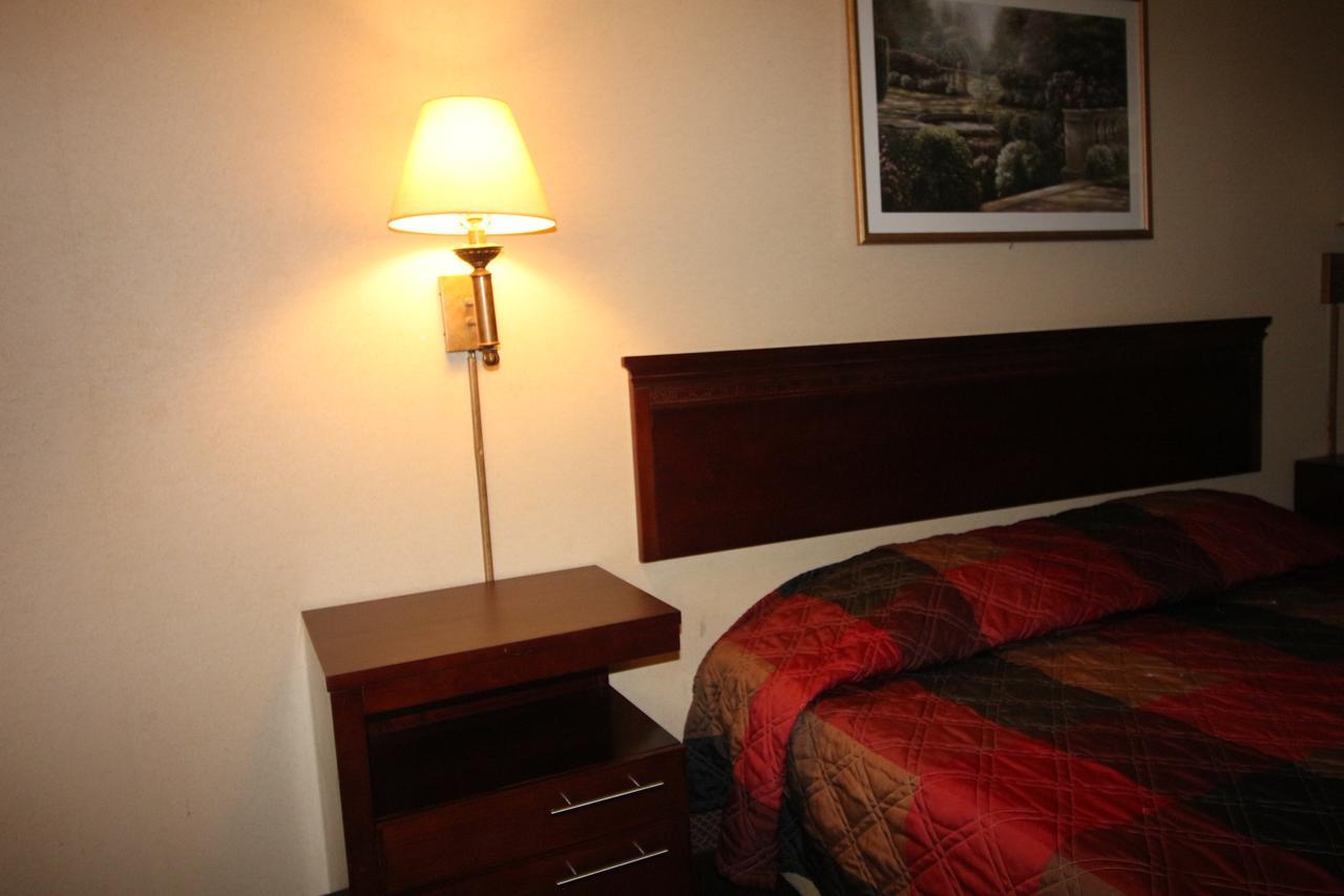 Magnolia Bay Hotel & Suites Jonesboro Eksteriør billede