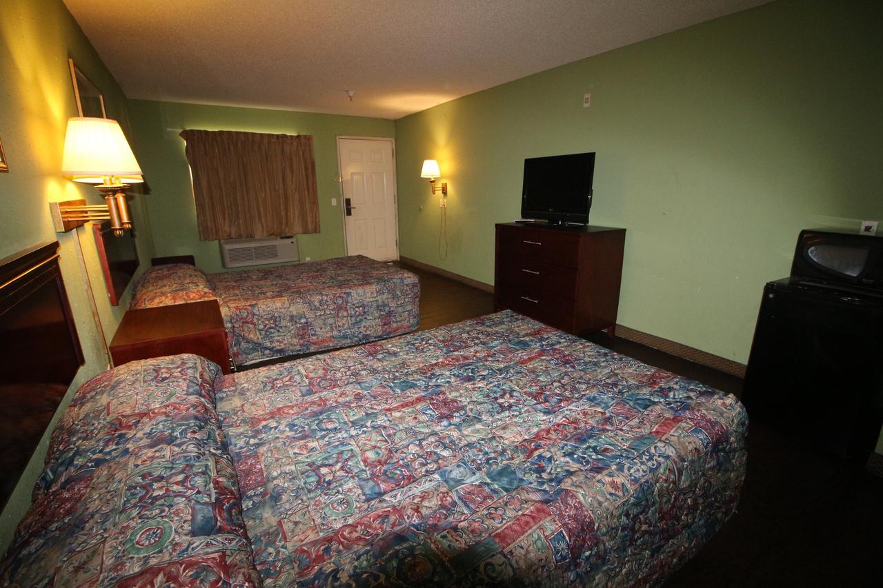 Magnolia Bay Hotel & Suites Jonesboro Eksteriør billede